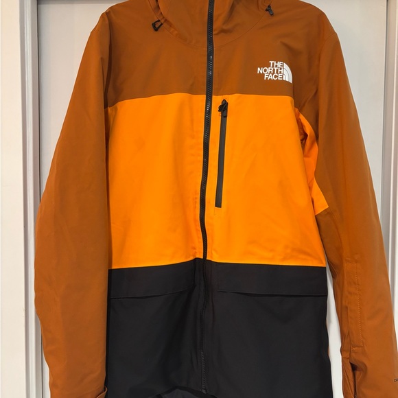 The North Face Brown and Orange Performance Jacket Weather-Resistant - Picture 3 of 12